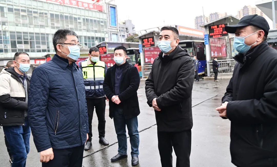 强化管控力度 夯实保障厚度 提升服务温度——市国资委主任敬东阳督导公交安全保障工